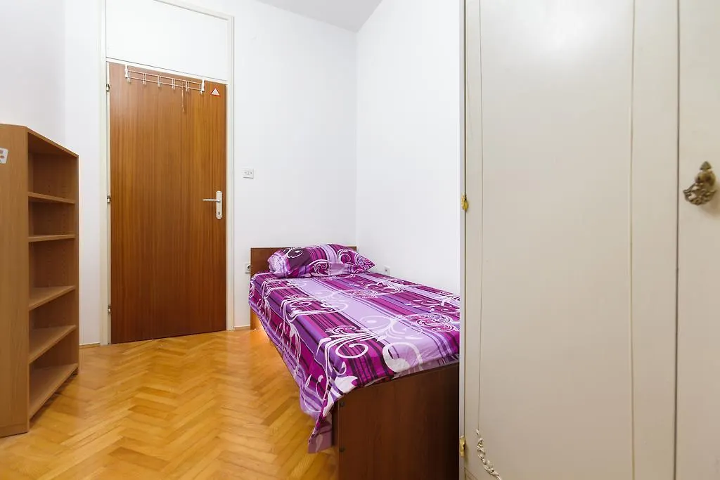 Apartment Lucia Split